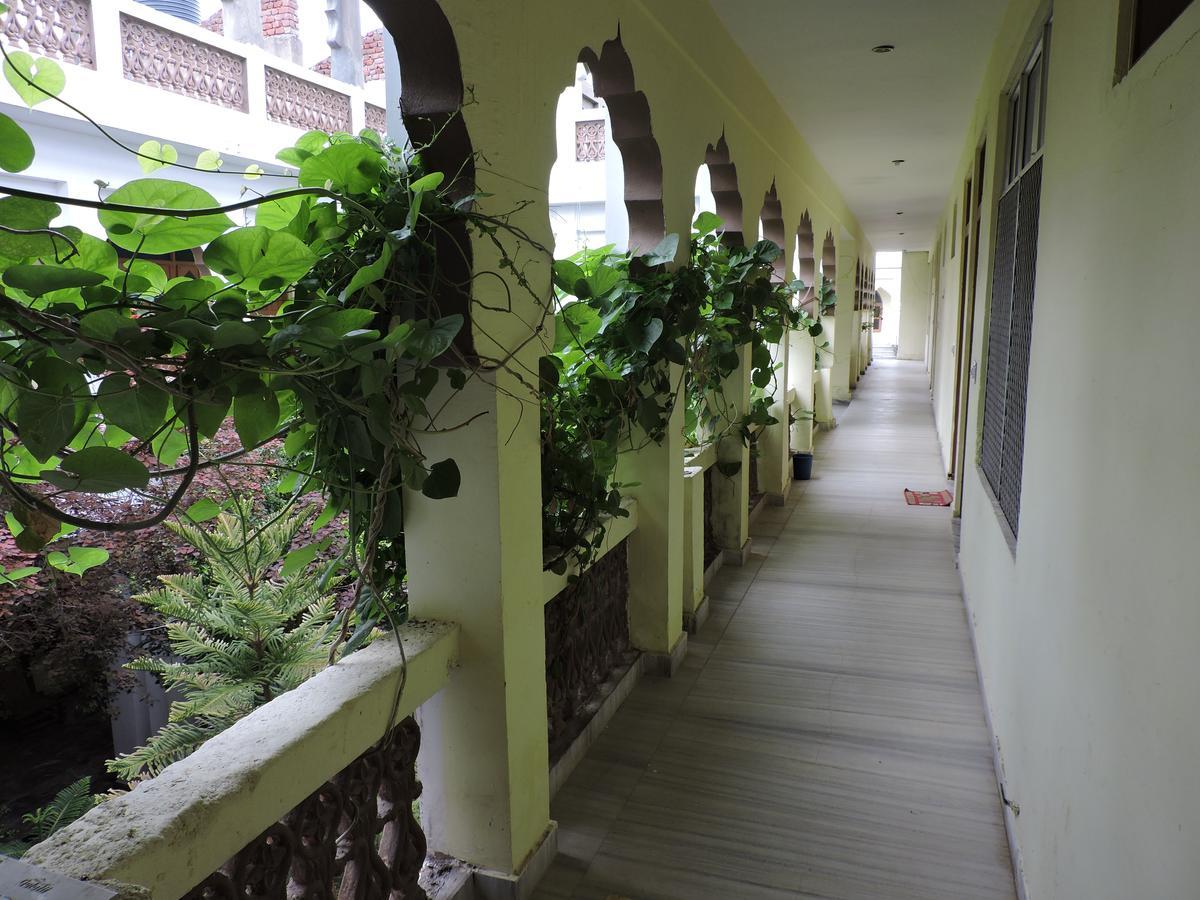 Radhika Palace Hotel Pushkar Exterior photo